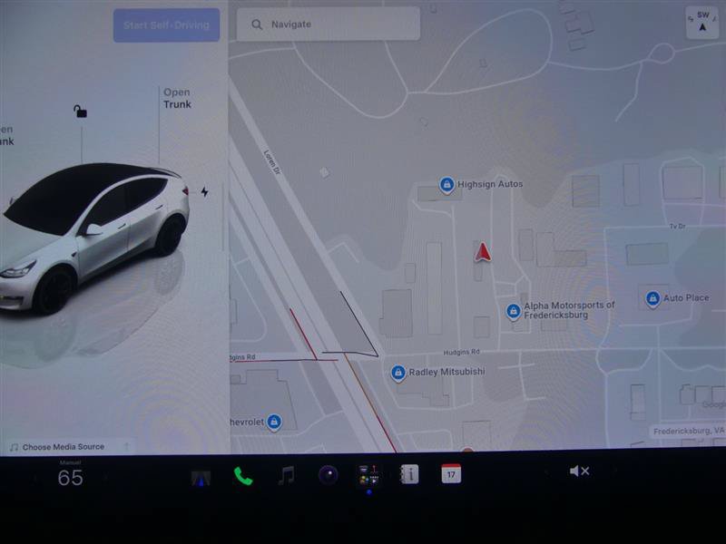 Used 2022 Tesla Model Y Performance AWD/4WD image 10