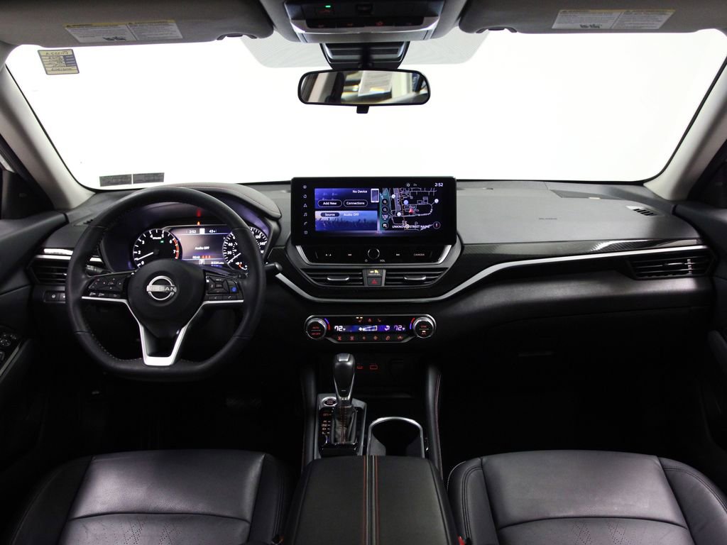 Used 2023 Nissan Altima 2.0 SR video 2