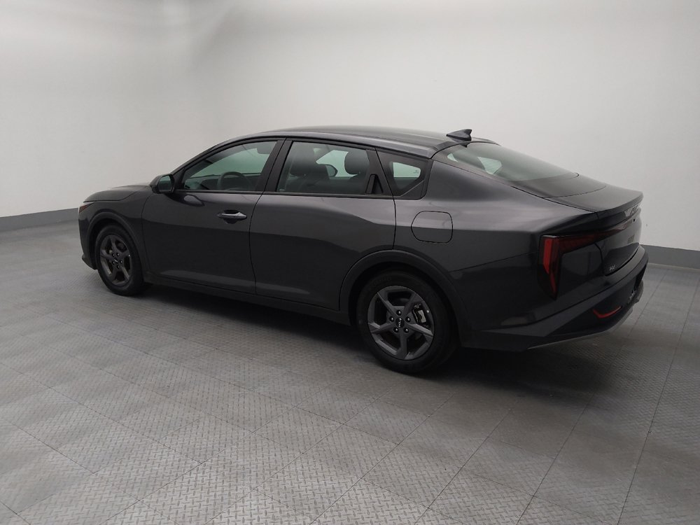 Used 2025 Kia K4 FWD image 3