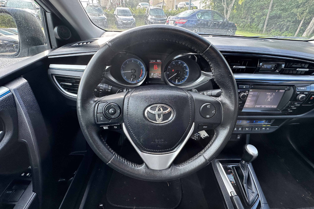 Used 2015 Toyota Corolla S image 15