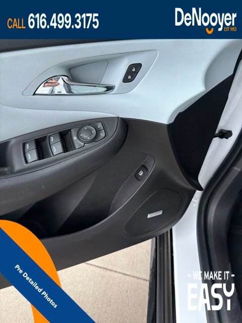 Used 2019 Chevrolet Volt Premier w/ Driver Confidence II Package FWD image 8