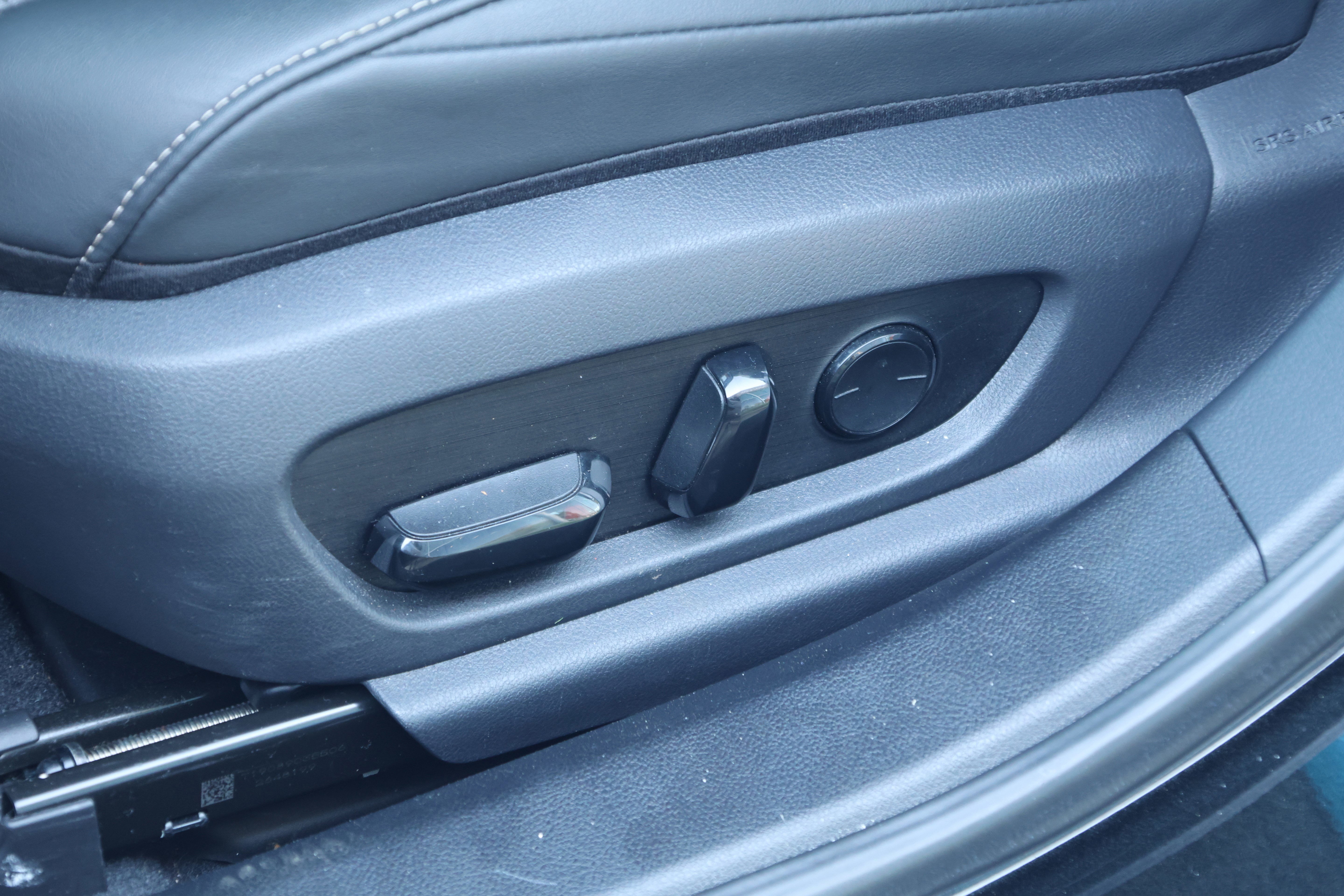 Used 2019 Lexus ES 350 Luxury w/ Premium Package image 30