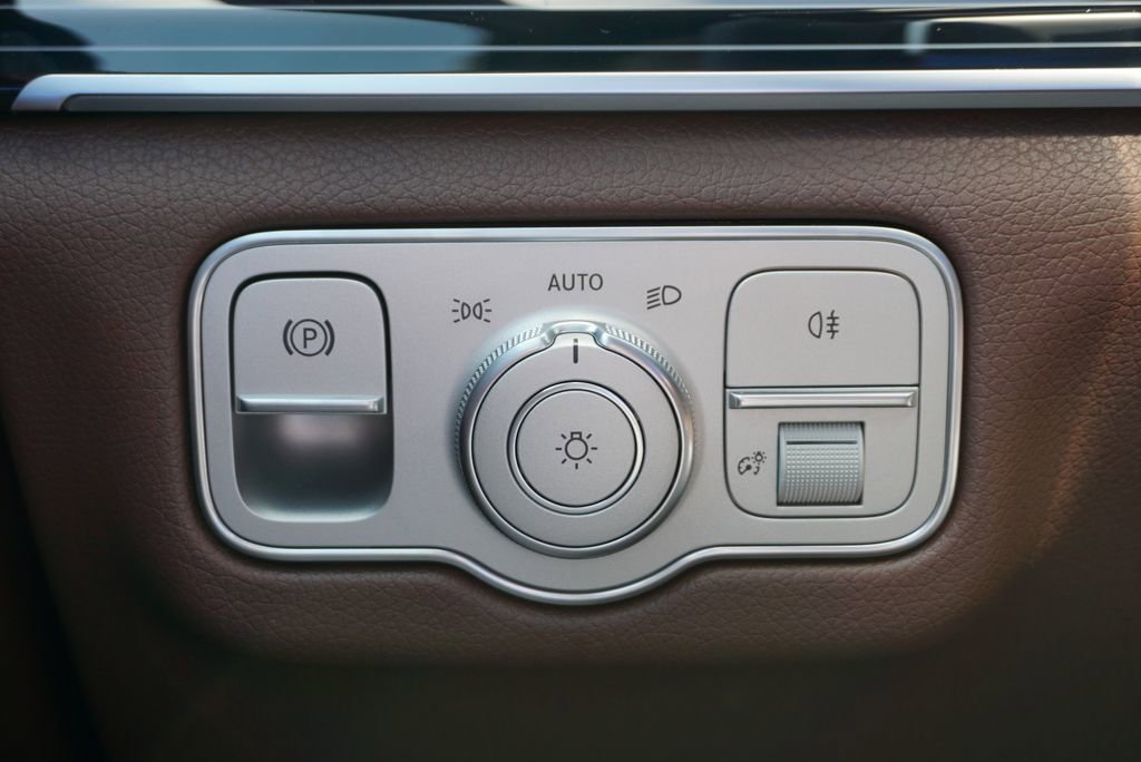 Certified 2025 Mercedes-Benz GLE 350 4MATIC image 31