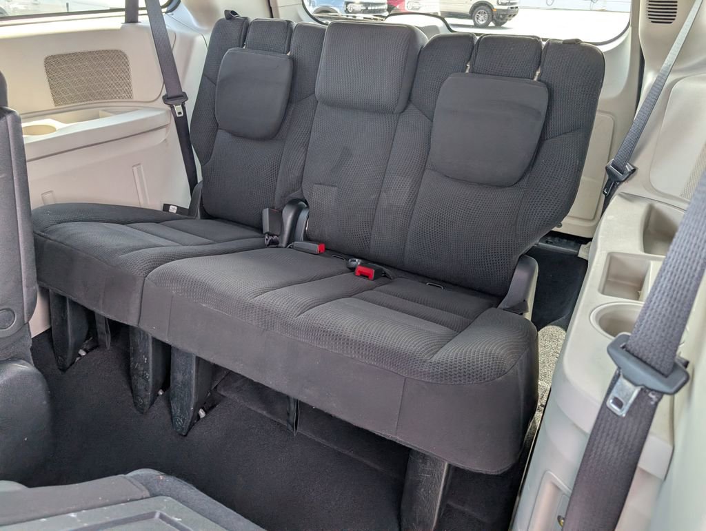 Used 2017 Dodge Grand Caravan SE w/ Power Window Group image 10