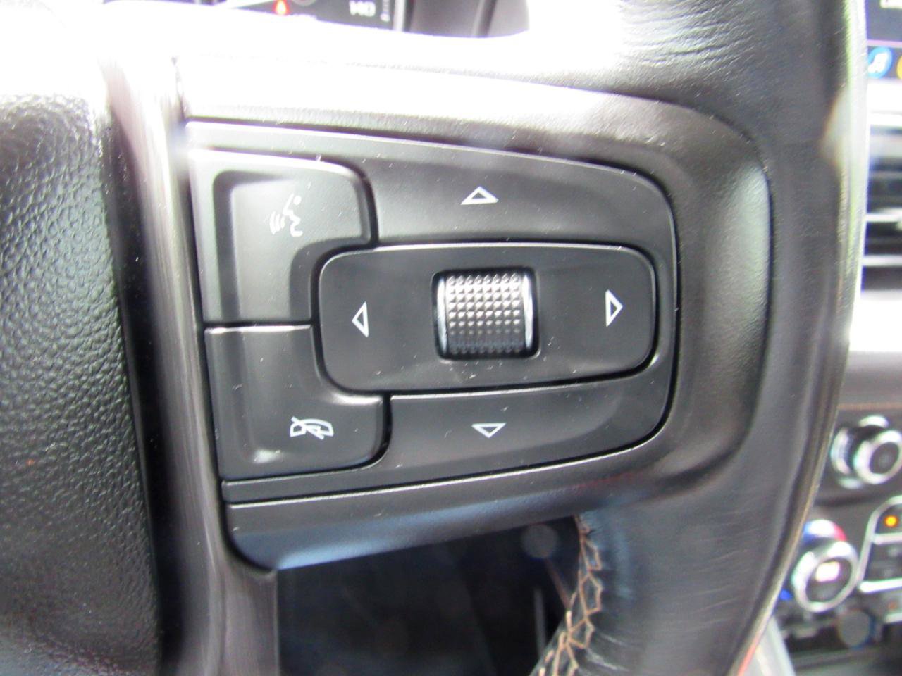 Used 2021 GMC Yukon XL AT4 w/ AT4 Premium Package image 25