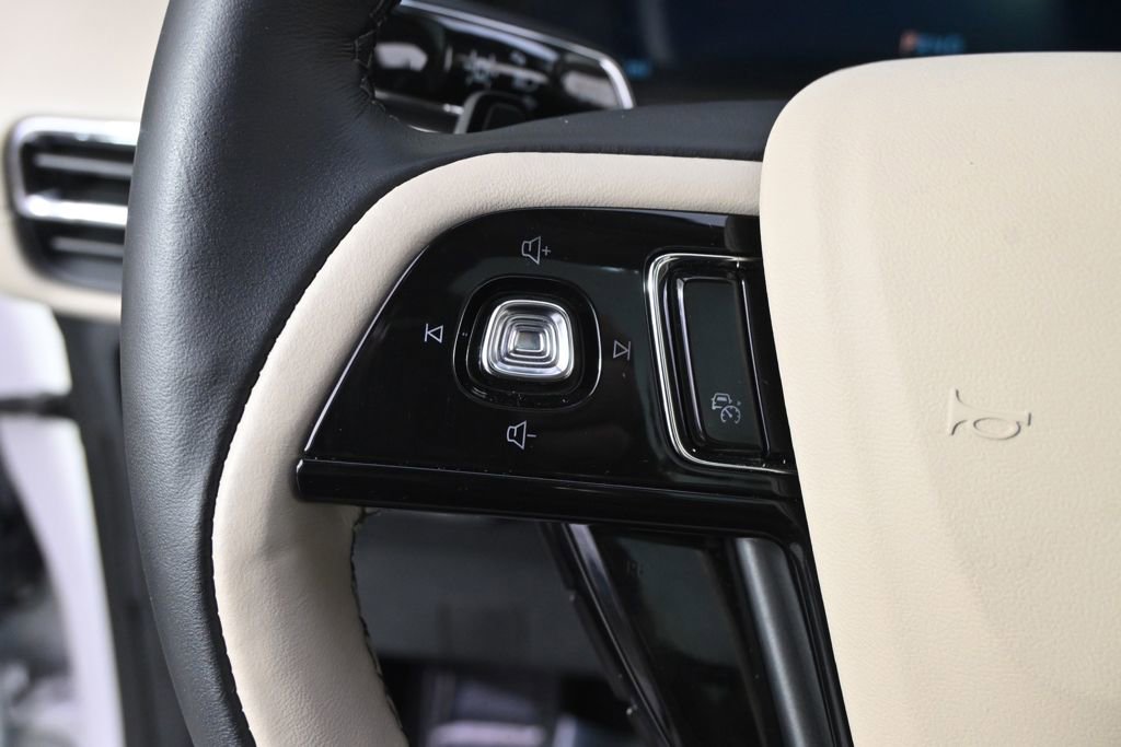 New 2026 Lincoln Corsair Reserve image 32