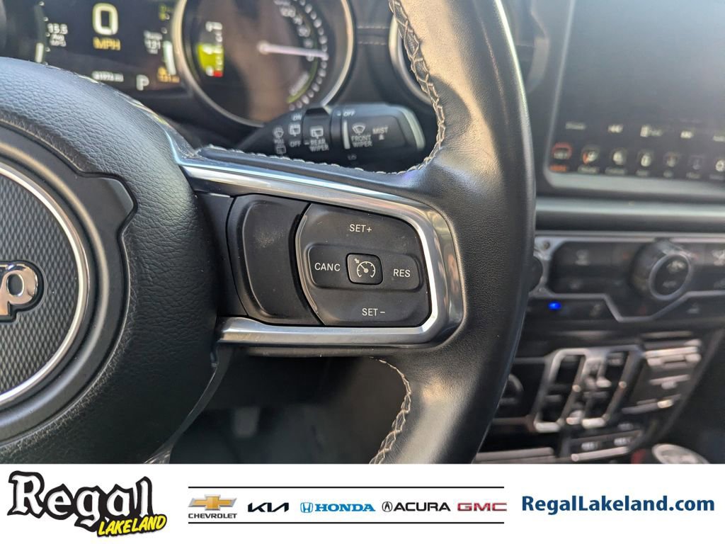 Used 2022 Jeep Wrangler Unlimited Sahara image 25