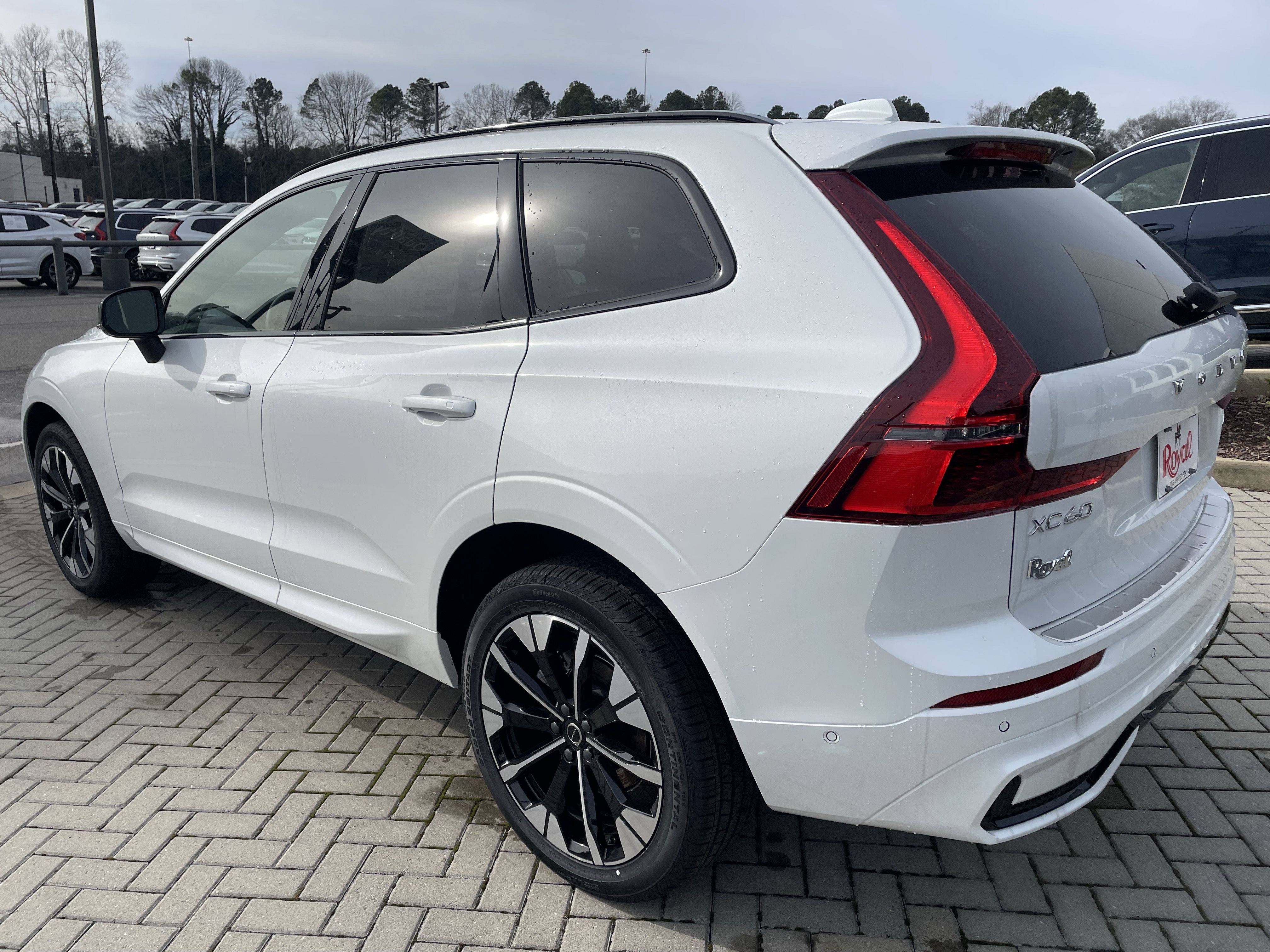New 2026 Volvo XC60 B5 Plus w/ Protection Package Premier image 6