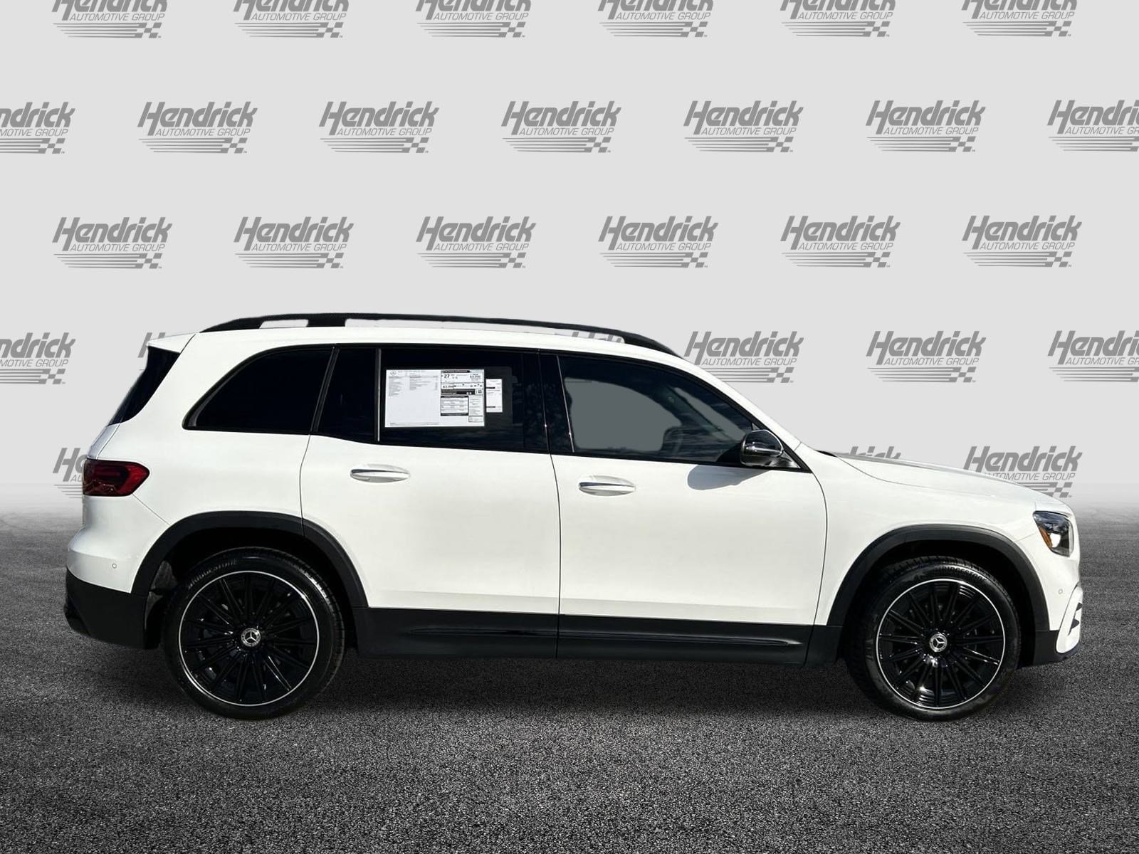 New 2025 Mercedes-Benz GLB 250 4MATIC image 10