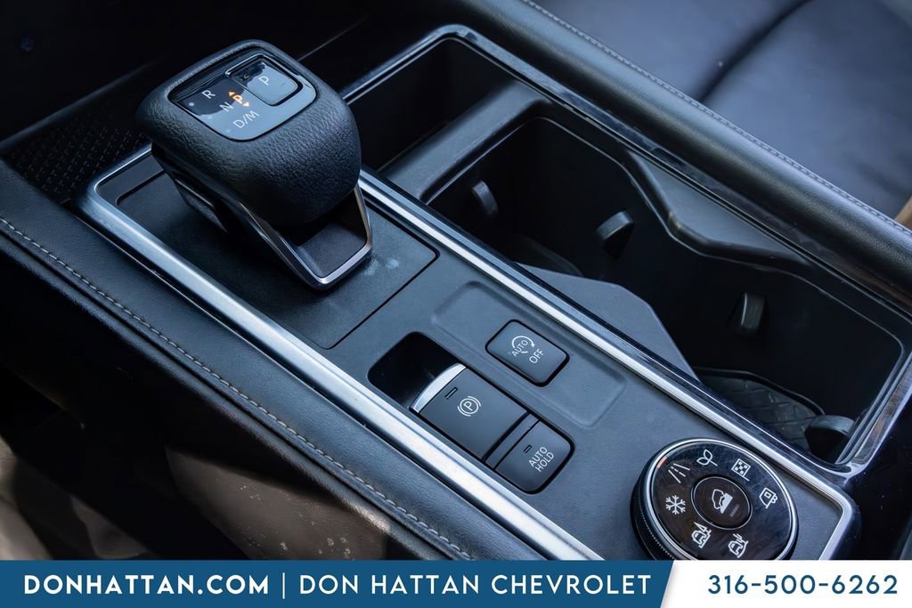 Used 2023 Nissan Pathfinder SL AWD/4WD image 9