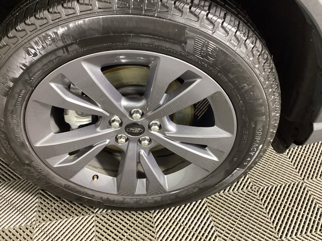 Used 2025 Ford Explorer Active w/ Active Comfort Package image 6