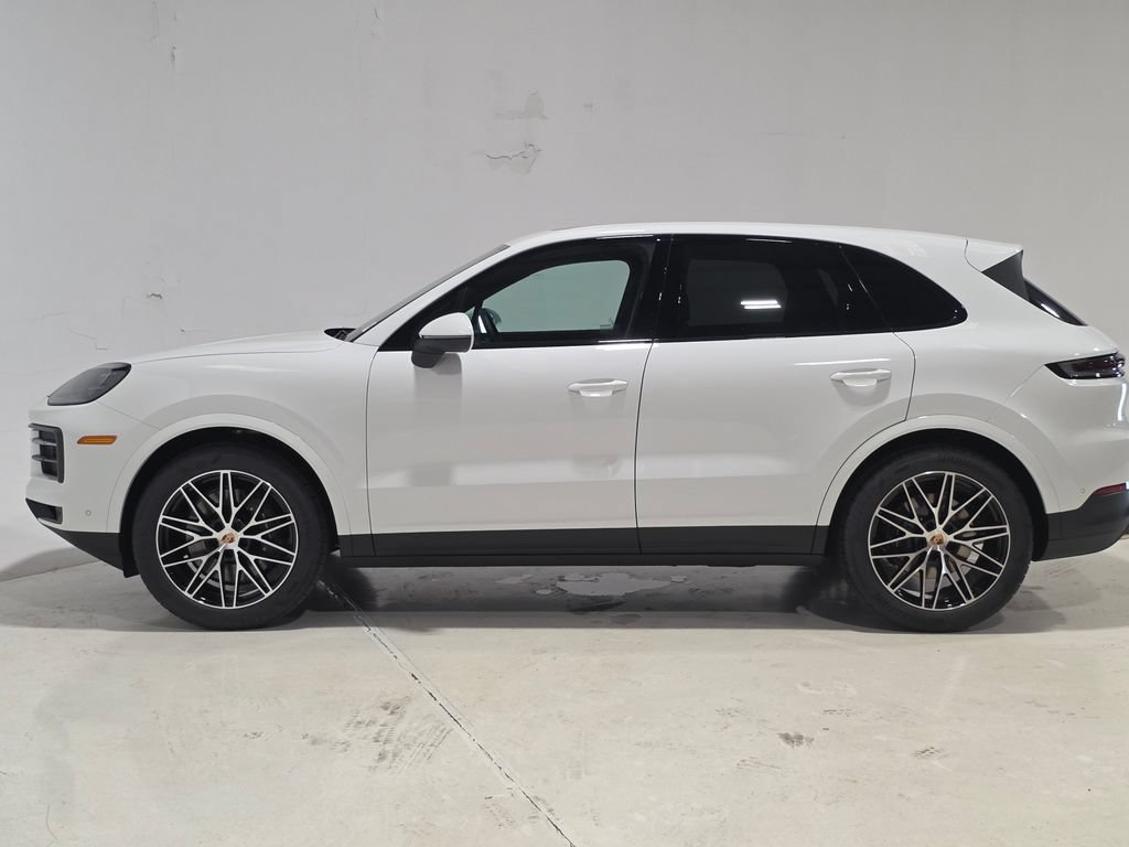 New 2026 Porsche Cayenne AWD/4WD image 2