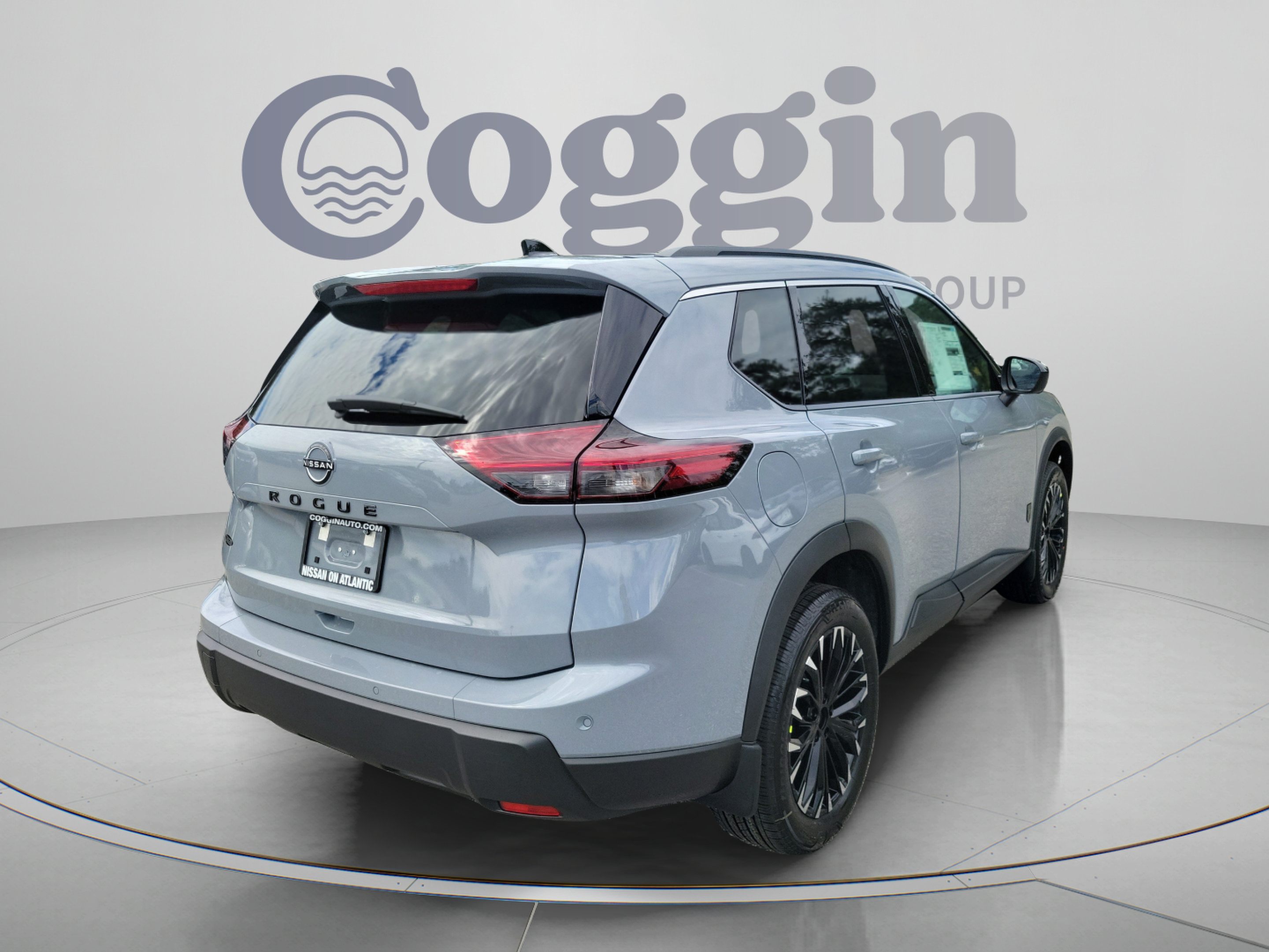 New 2026 Nissan Rogue Dark Armor FWD image 5