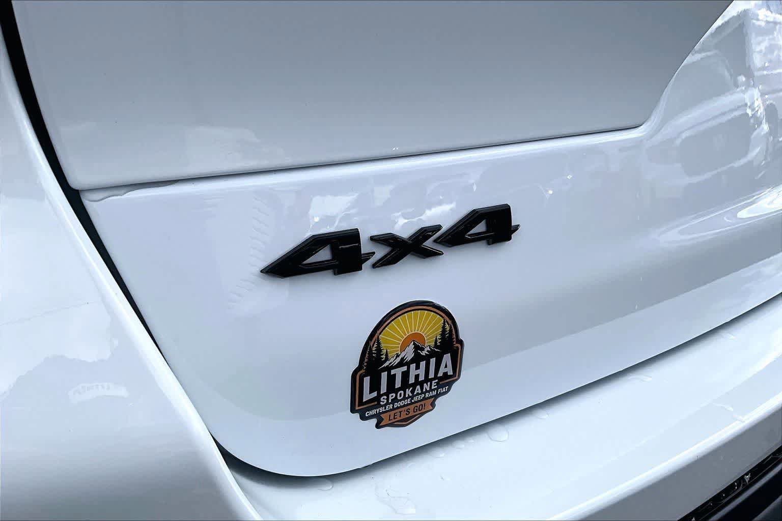 New 2026 Jeep Grand Cherokee L 4WD image 7