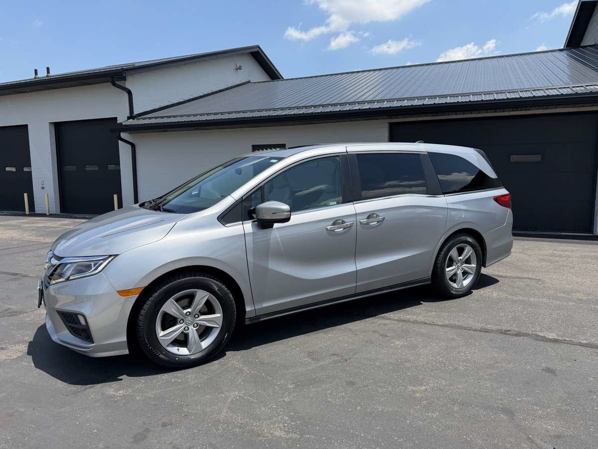 Used 2019 Honda Odyssey EX-L image 2