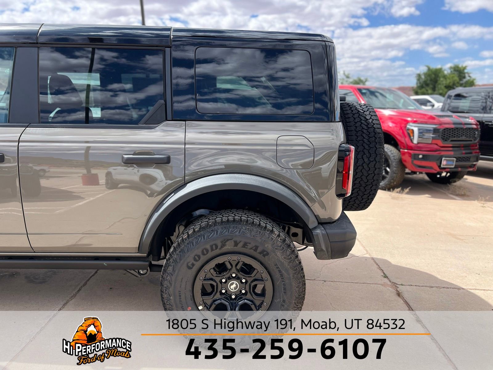 New 2026 Ford Bronco Badlands w/ Sasquatch Package AWD/4WD image 17