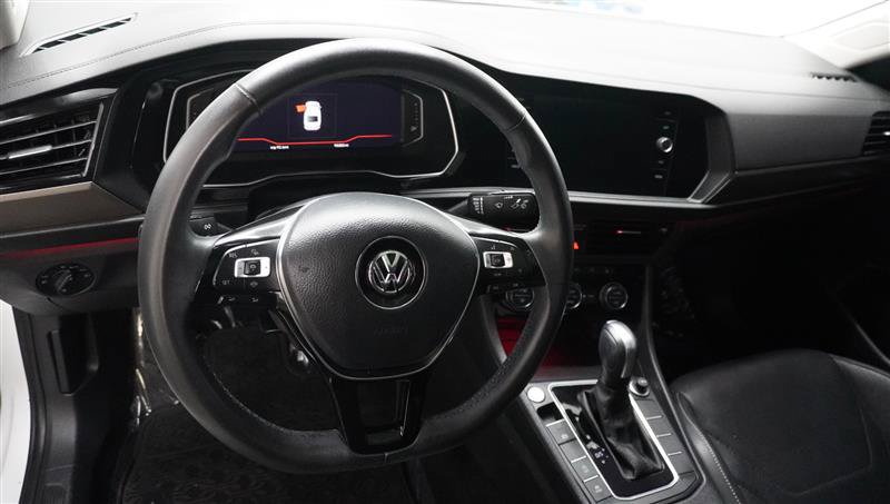 Used 2020 Volkswagen Jetta SEL Premium FWD image 11