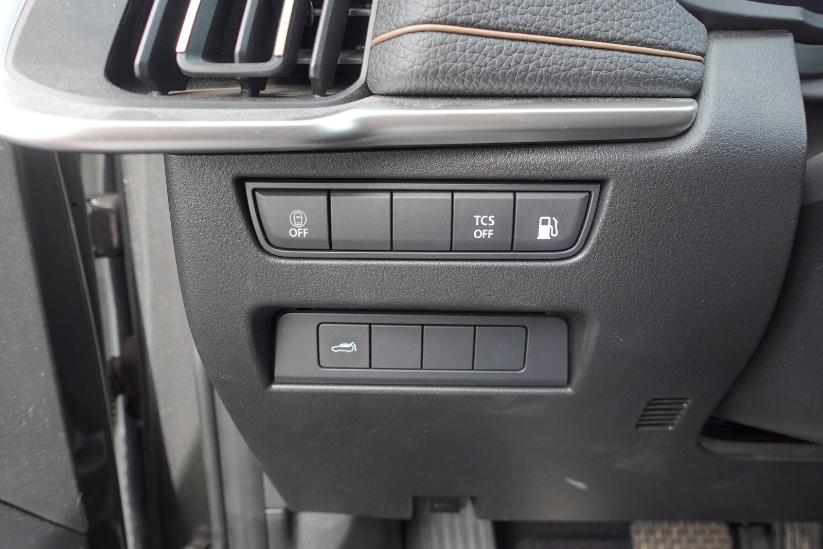 Used 2024 MAZDA CX-90 Plug-In Hybrid w/ Preferred image 12