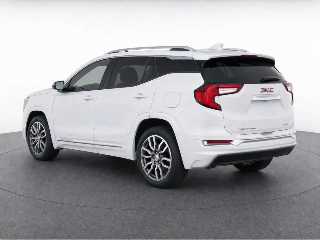 Certified 2024 GMC Terrain Denali w/ Denali Premium Package AWD/4WD image 25