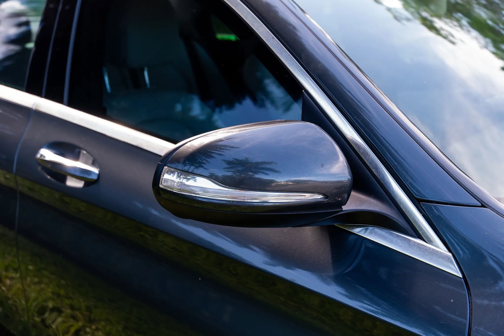 Used 2015 Mercedes-Benz C 300 Sedan w/ Premium 1 Package image 38