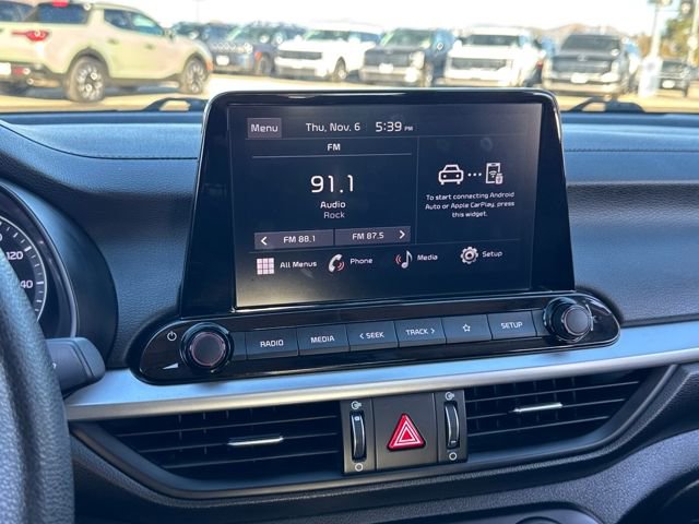 Used 2023 Kia Forte LXS image 10