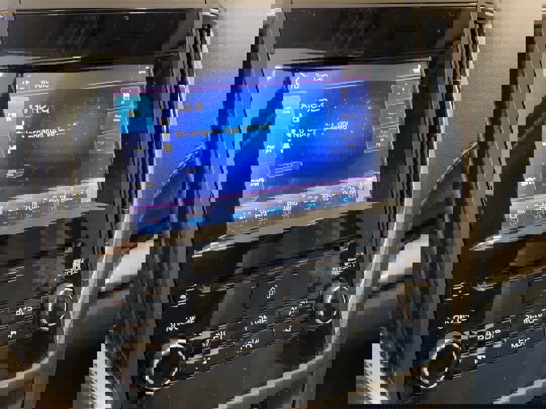 Used 2020 Subaru Forester Premium image 18