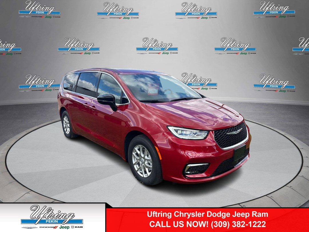 New 2026 Chrysler Pacifica Select image 1