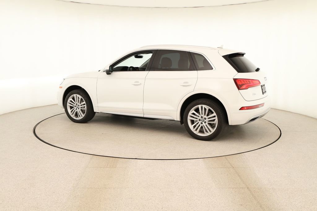 Used 2018 Audi Q5 2.0T Premium Plus w/ Premium Plus Package AWD/4WD image 3