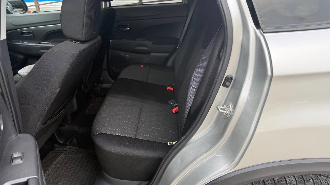 Used 2022 Mitsubishi Outlander Sport ES image 11