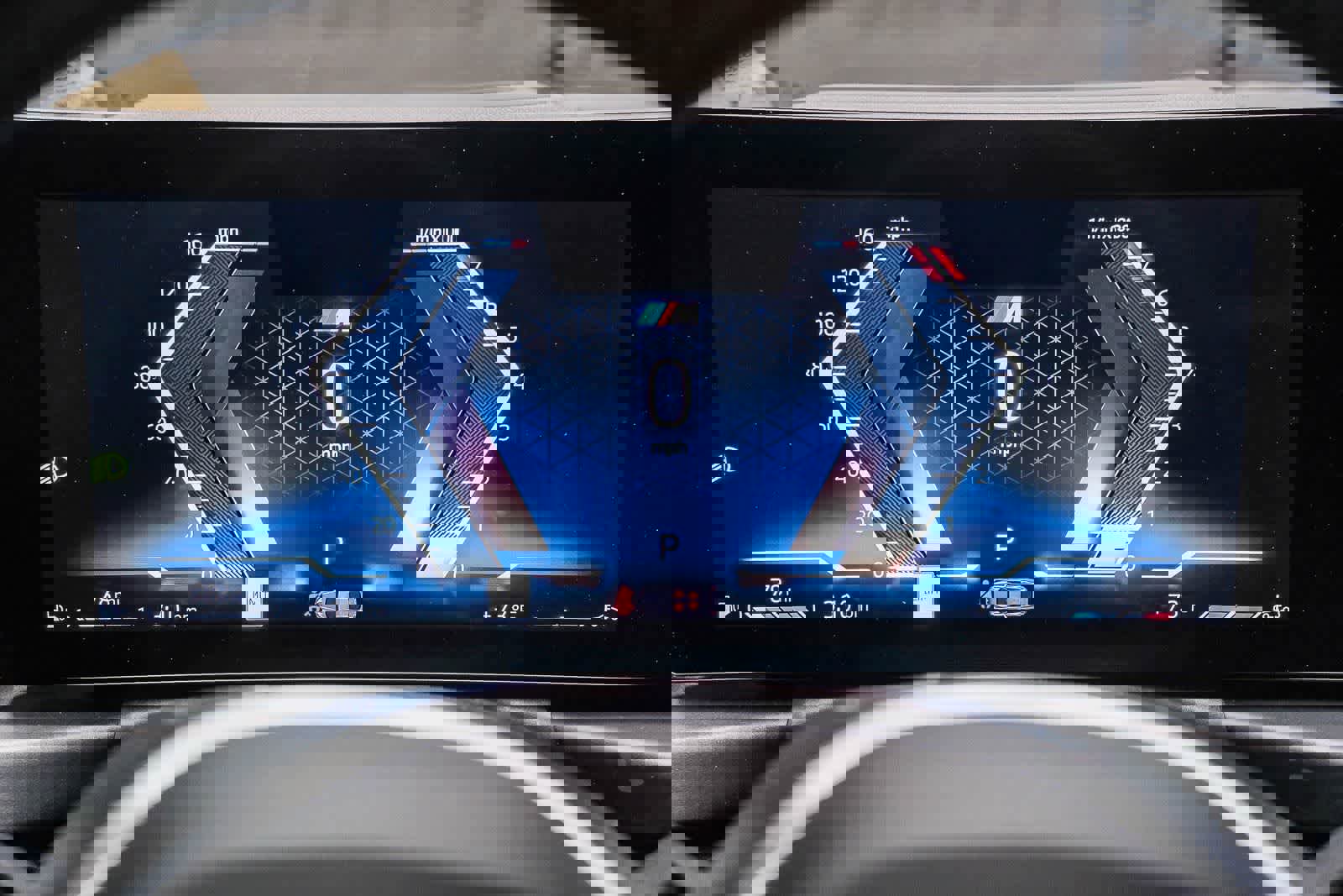 Used 2024 BMW 230i Coupe w/ Premium Package image 28