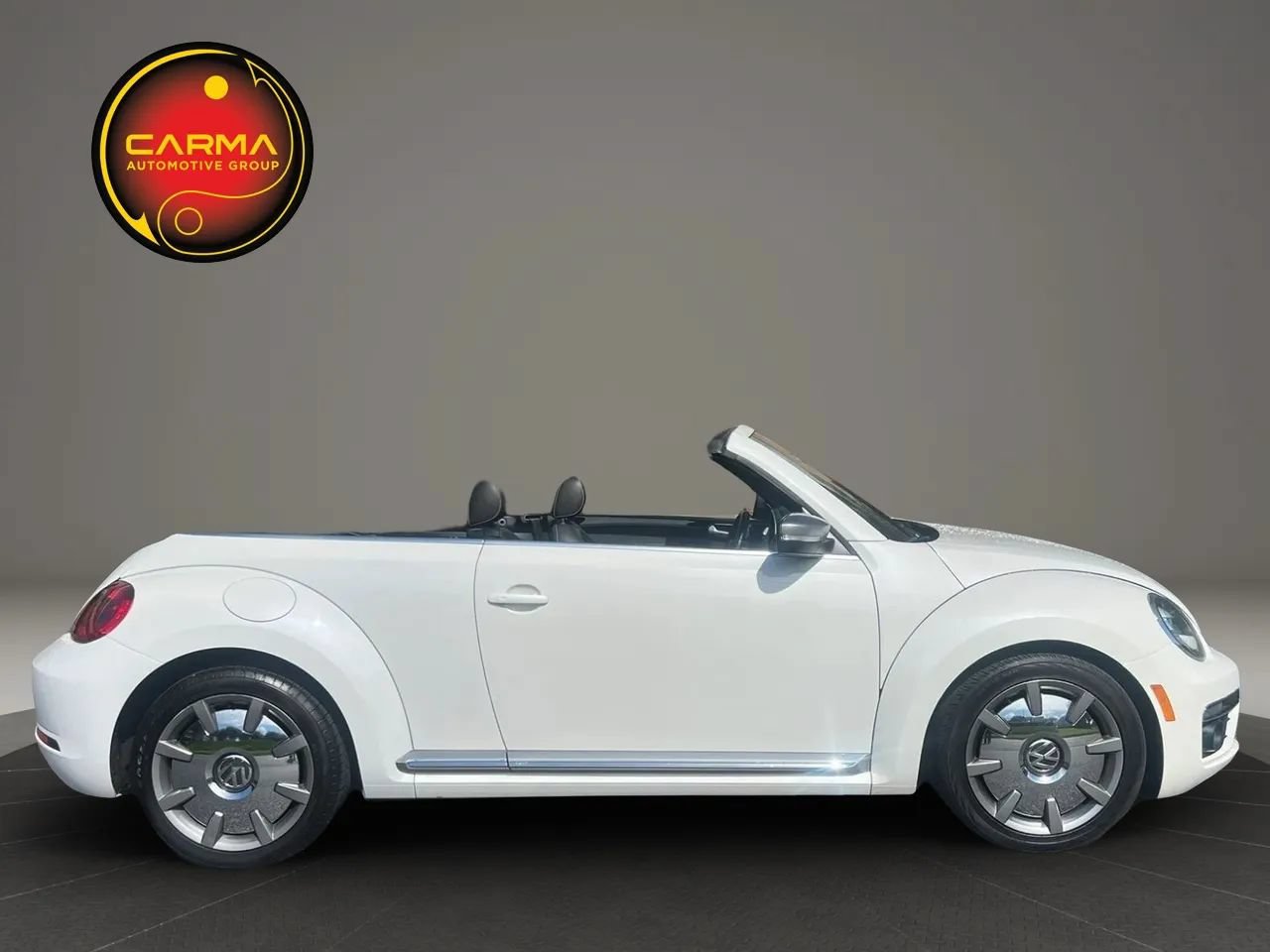 Used 2014 Volkswagen Beetle TDI FWD image 6