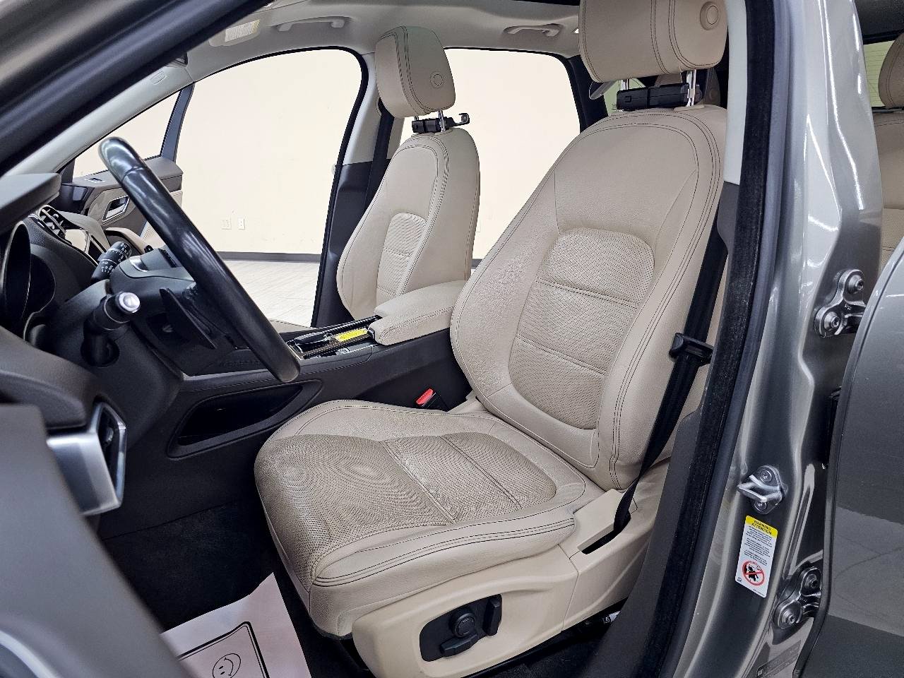 Used 2018 Jaguar F-PACE Prestige AWD/4WD image 18