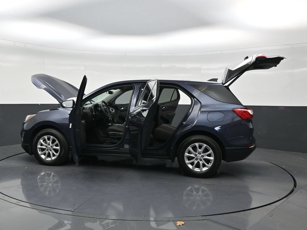 Used 2020 Chevrolet Equinox LS FWD image 29