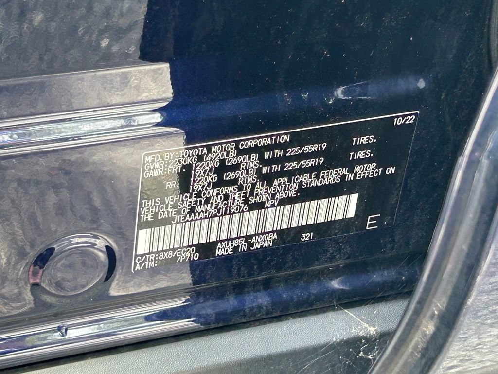 Used 2023 Toyota Venza XLE AWD/4WD image 45