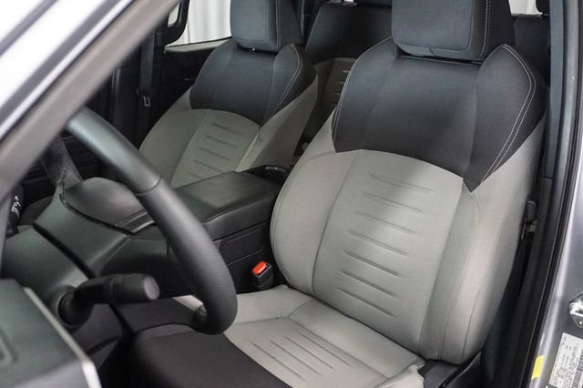 Used 2025 Toyota Tacoma Limited AWD/4WD image 9