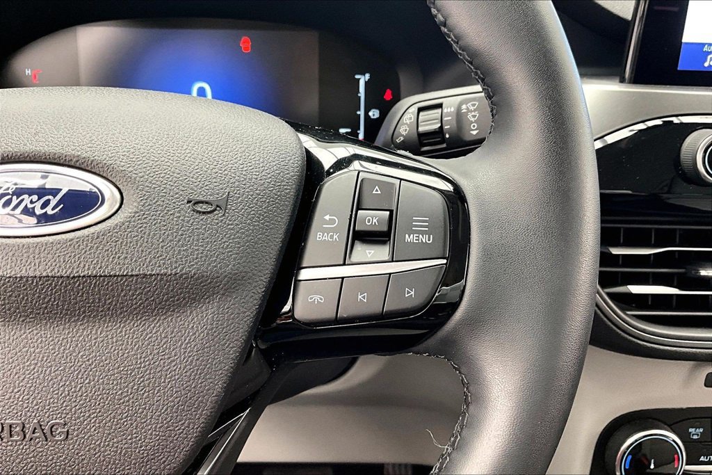Certified 2023 Ford Escape Active w/ Cold Weather Package FWD image 19