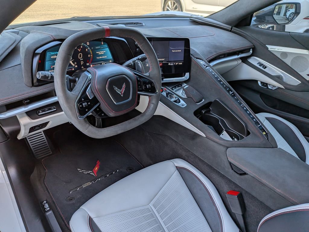 Used 2023 Chevrolet Corvette Stingray Premium Cpe w/ Z51 Performance Package image 13