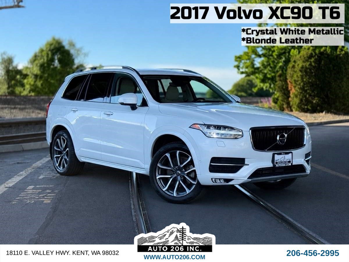 Used 2017 Volvo XC90 T6 Momentum w/ Vision Package