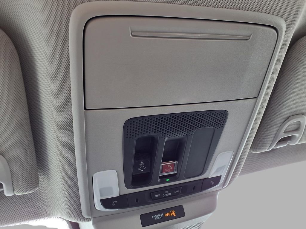 Used 2024 Honda Accord EX image 16
