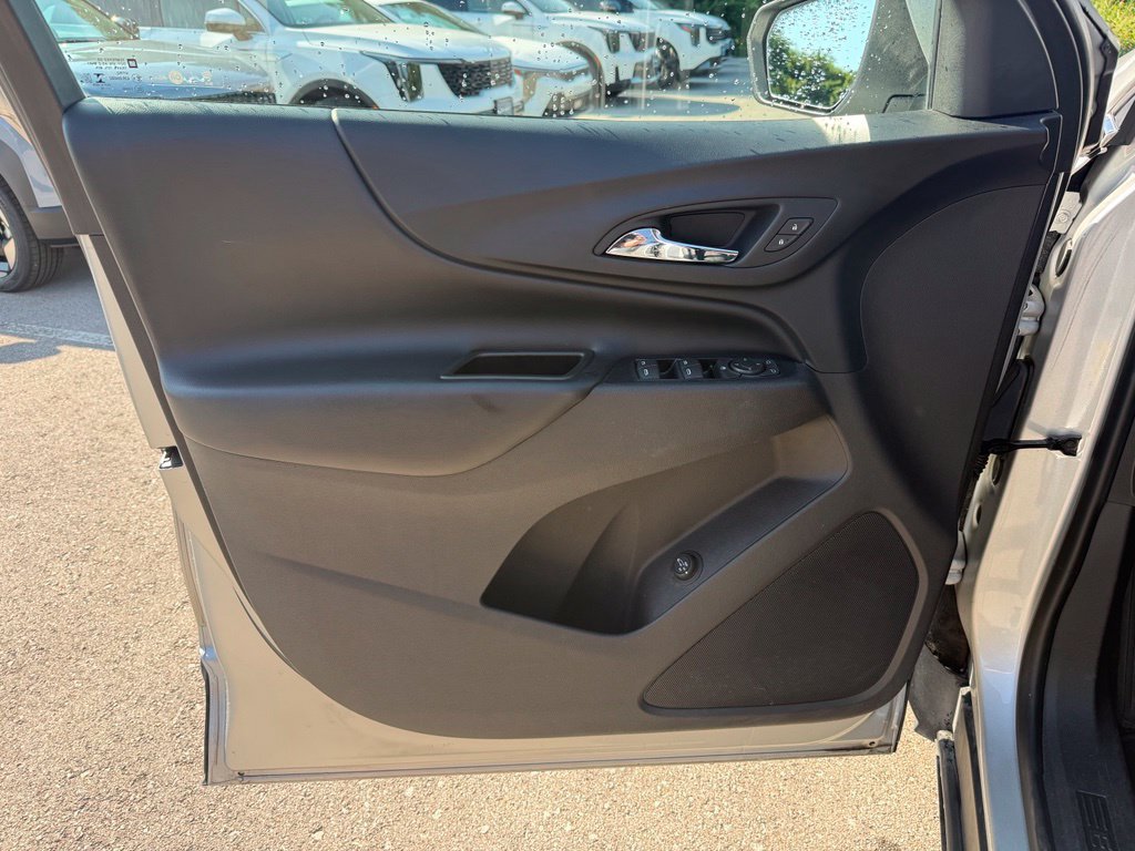 Used 2018 Chevrolet Equinox LT AWD/4WD image 7