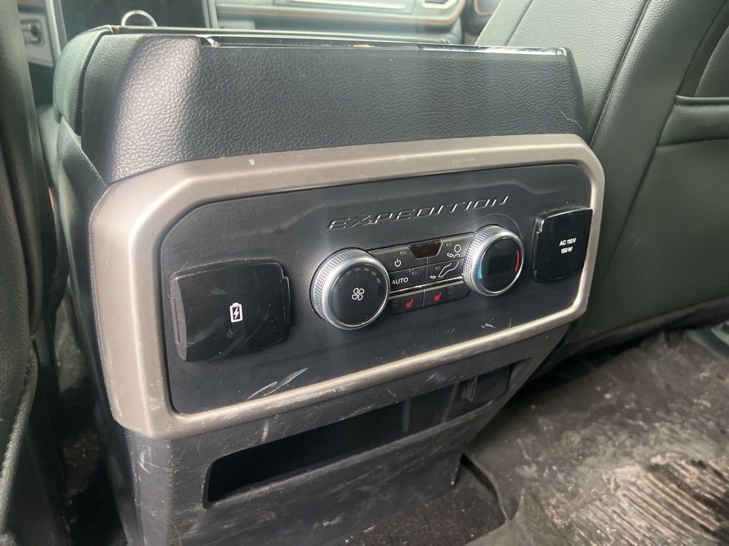 Used 2022 Ford Expedition Timberline image 9