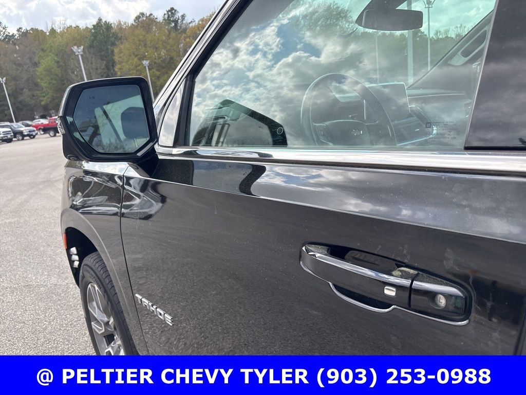 Used 2022 Chevrolet Tahoe LT w/ Luxury Package image 9