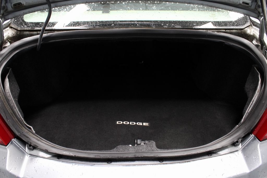 Used 2009 Dodge Avenger R/T FWD image 12