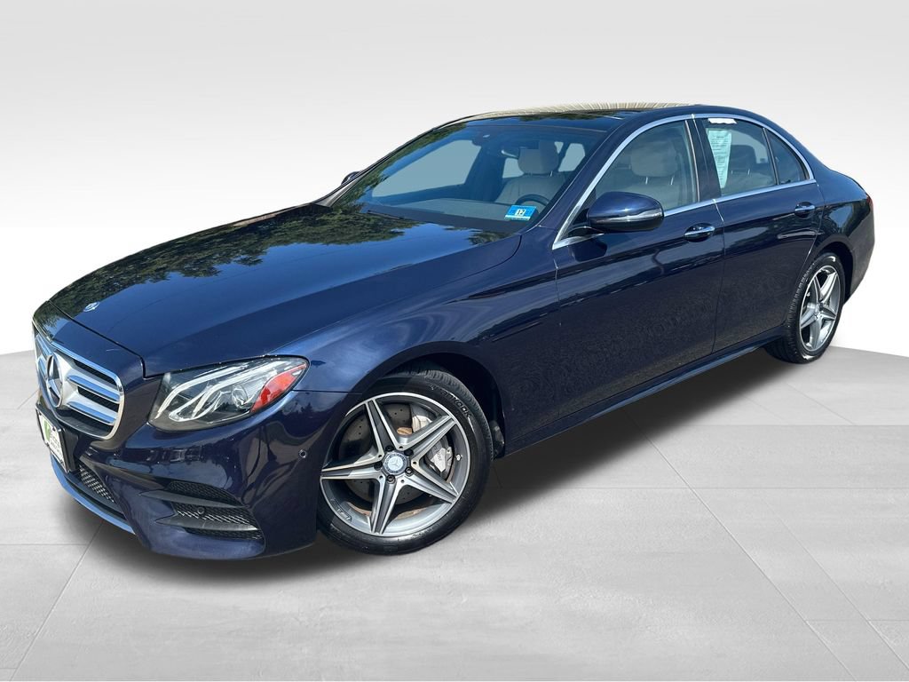 Used 2017 Mercedes-Benz E 300 4MATIC image 3