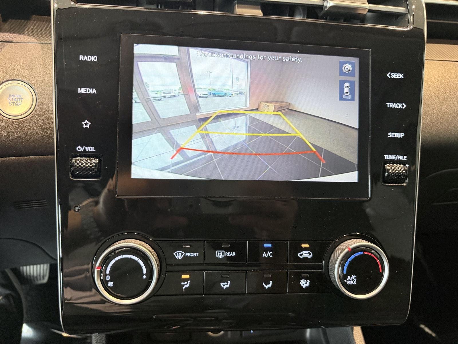Used 2023 Hyundai Tucson SEL AWD/4WD image 45