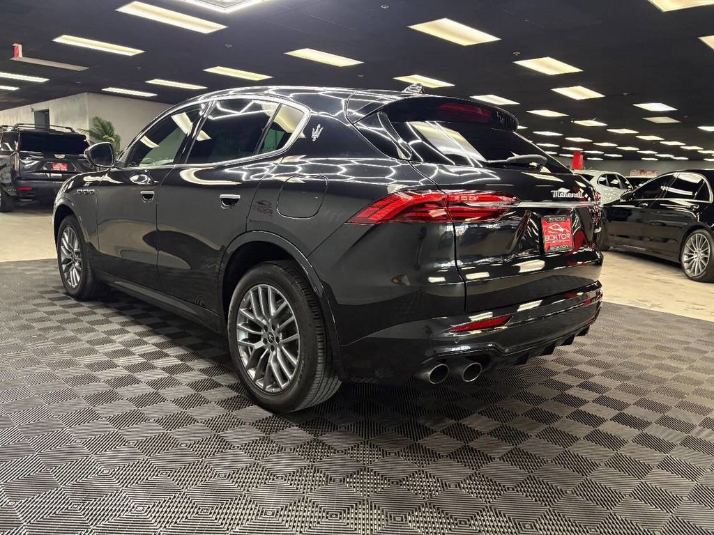 Used 2024 Maserati Grecale GT image 7
