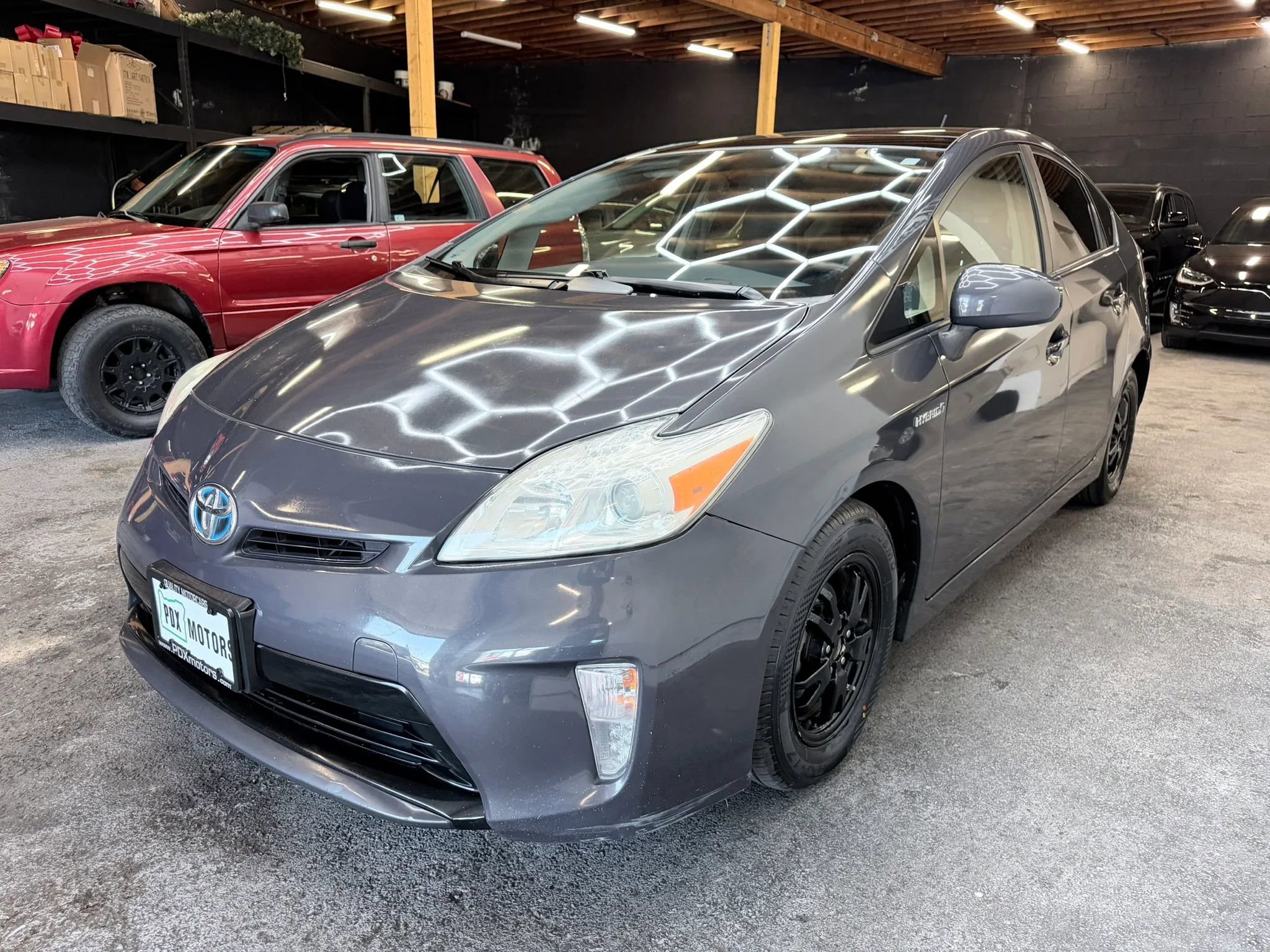 Used 2014 Toyota Prius Four w/ Solar Roof Package FWD image 4