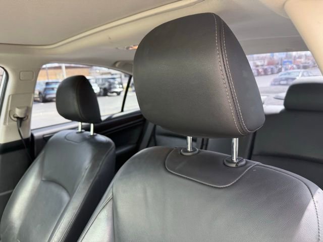 Used 2015 Subaru Legacy 2.5i Limited image 9