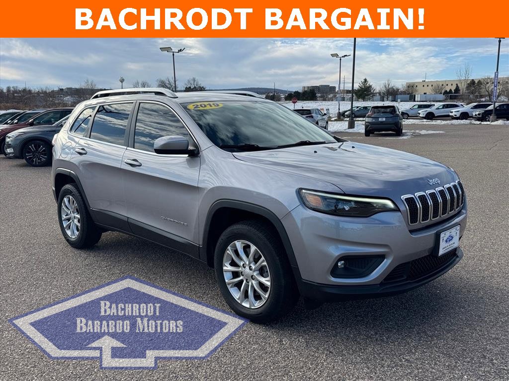 Used 2019 Jeep Cherokee Latitude w/ Cold Weather Group