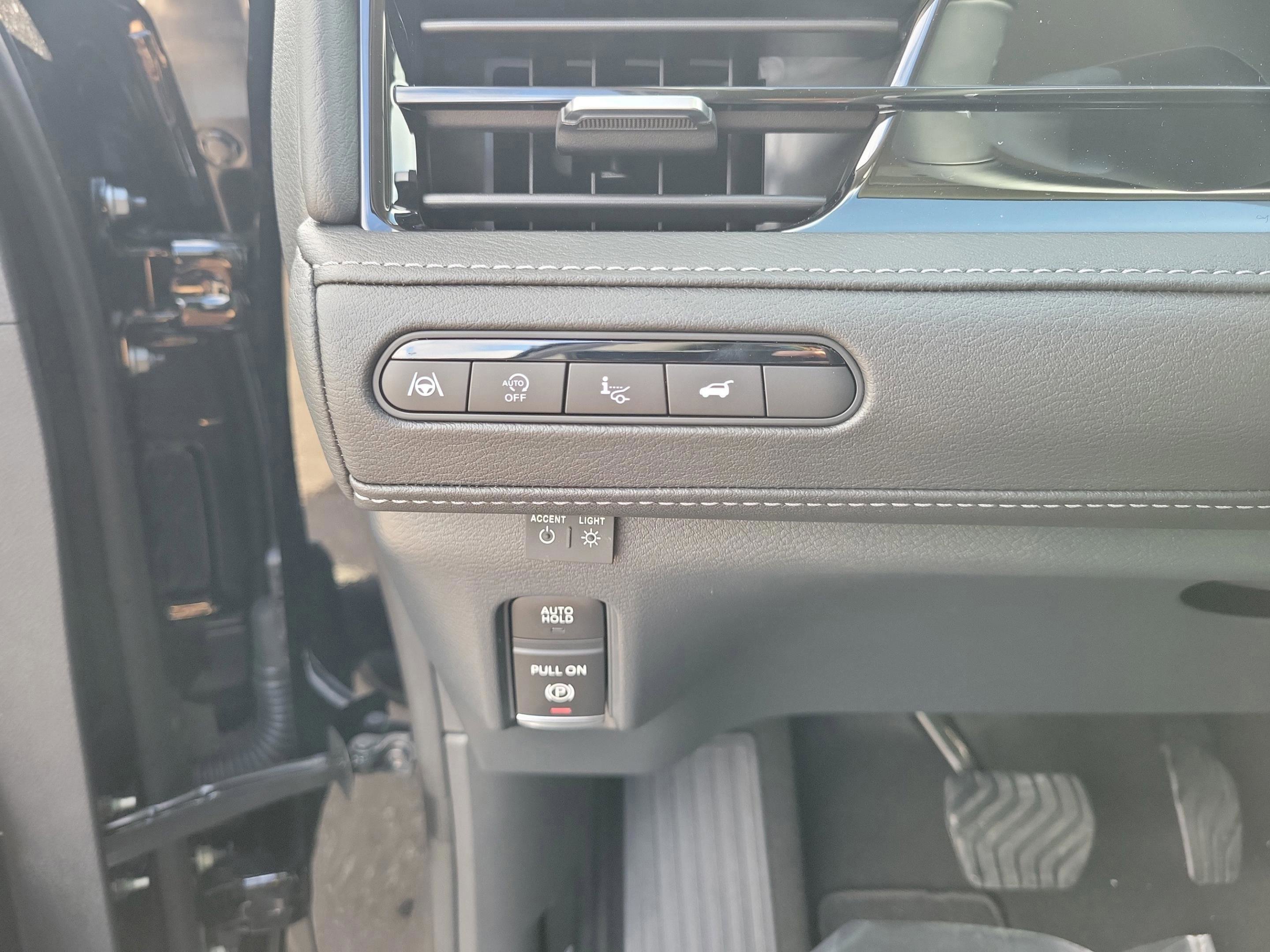 New 2026 INFINITI QX80 Luxe image 13